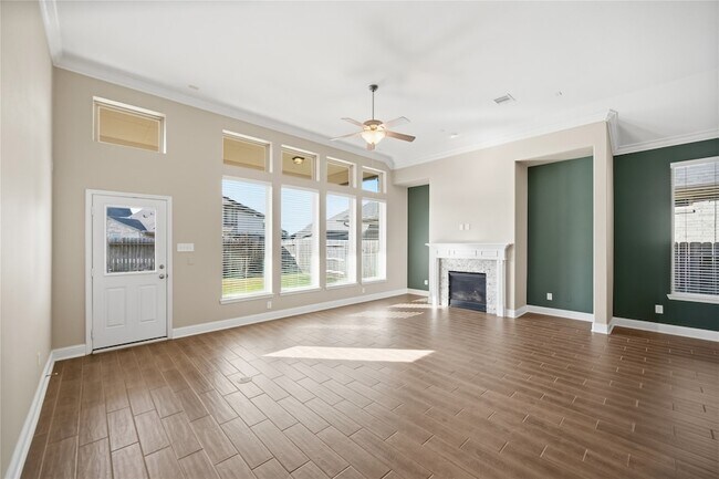 Building Photo - 14915 Violet Willow Ct