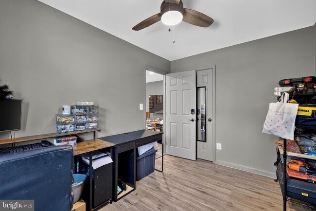 Building Photo - 2914 Kings Chapel Rd