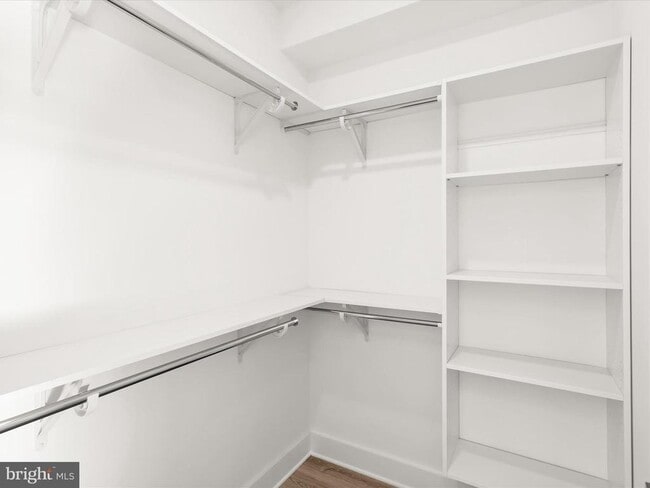 Building Photo - 14920 Dispatch St