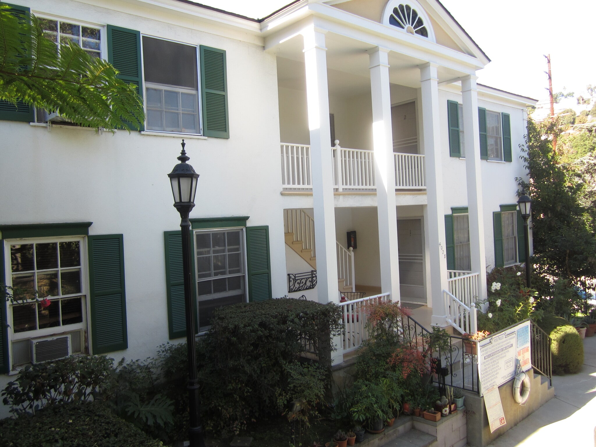 Building Photo - 4024-4028 Los Feliz Blvd