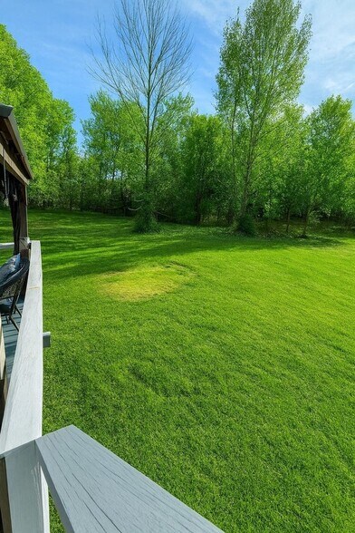 Building Photo - 543 Becks Church Rd