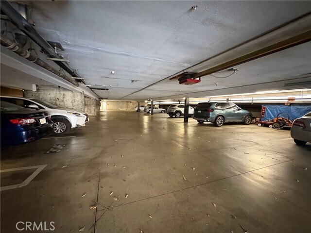 Building Photo - 735 El Camino Real