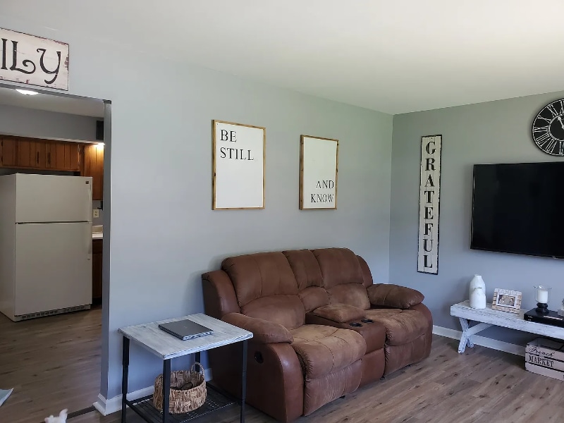 Building Photo - 807 S Walnut St