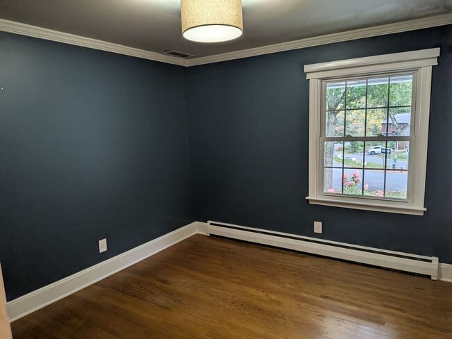 Building Photo - Gorgeous 4 Bed, 3 Bath House for Rent in M...