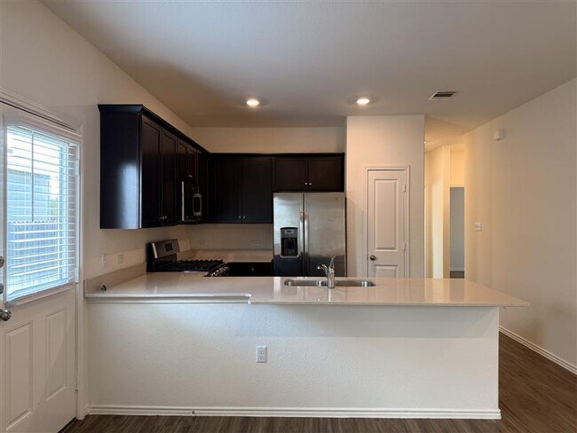 Building Photo - 408 Roper St