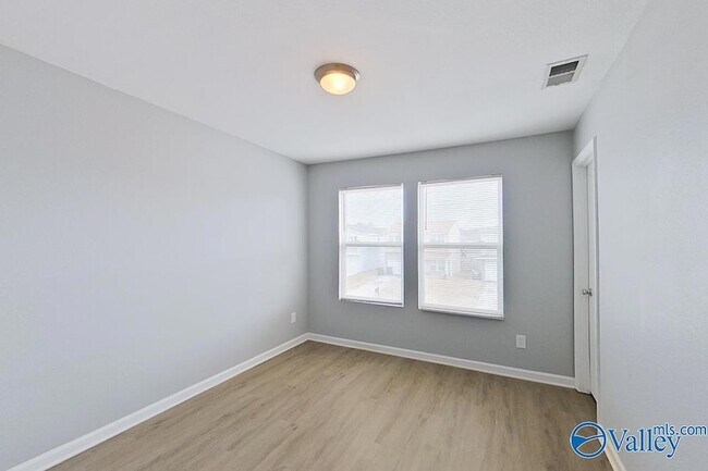 Building Photo - 112 Belle Haven Dr