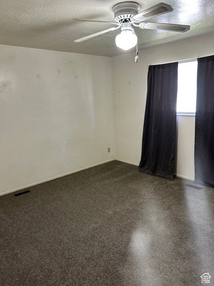 Building Photo - 3556 Van Buren Ave