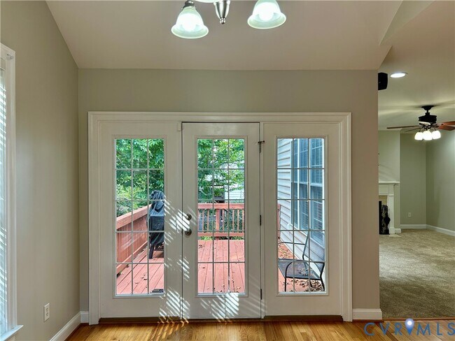 Building Photo - 4700 Jaydee Dr