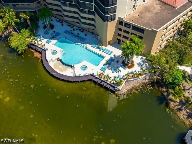 Building Photo - 14380 Riva Del Lago Dr