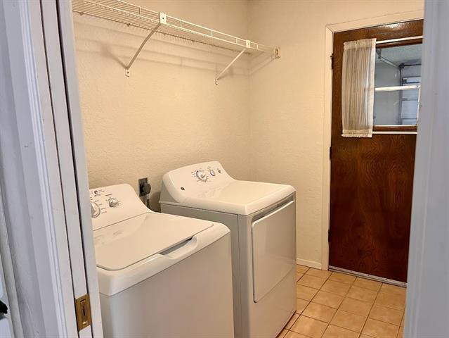 Building Photo - 203 FM 1187