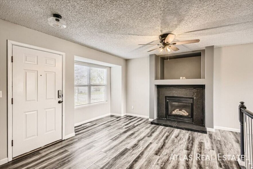 Building Photo - 6948 Fountain Ridge Cir