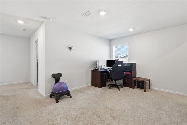 Building Photo - 196 Summit Pointe Dr