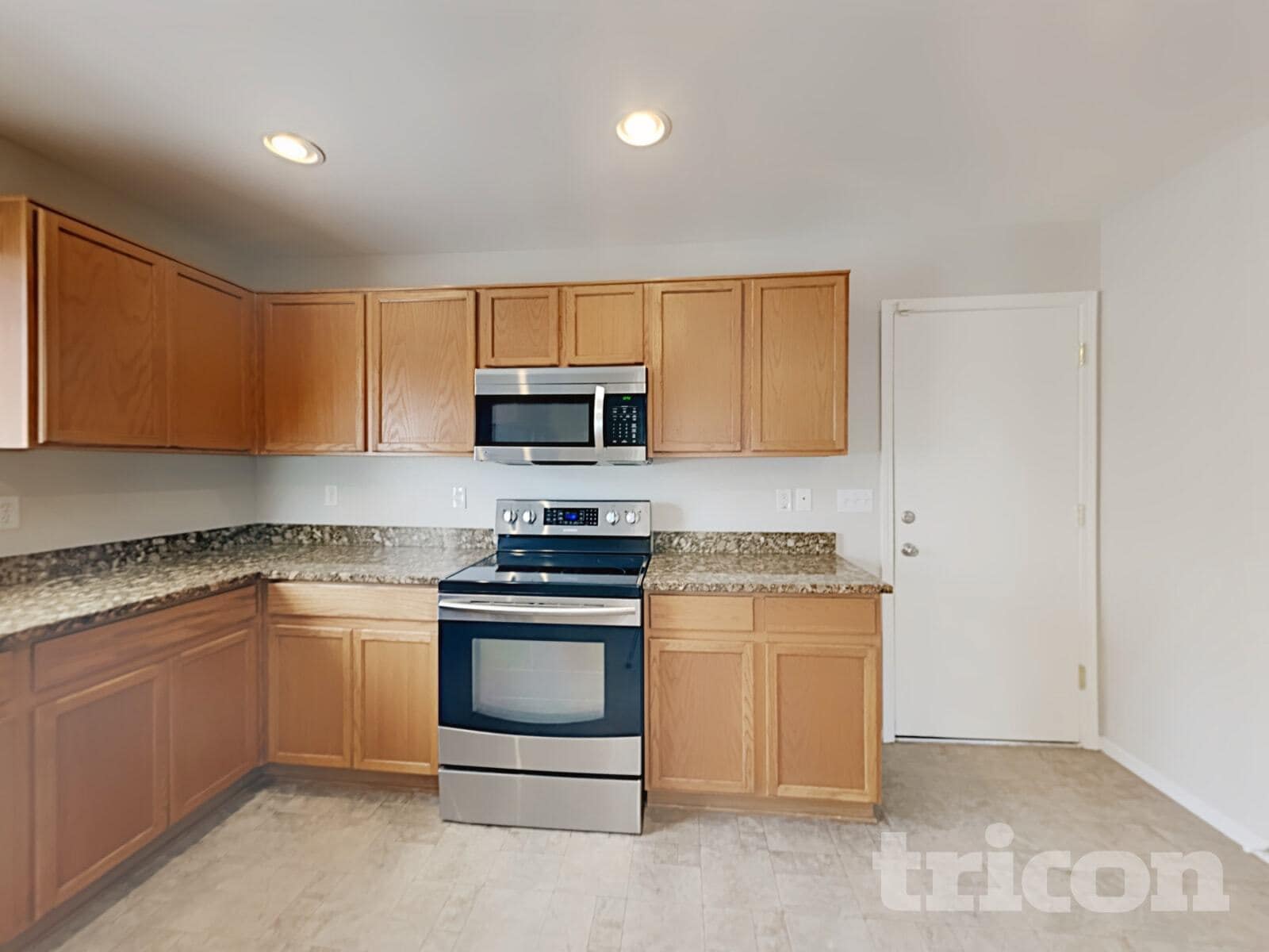 Building Photo - 8700 Winding Creek Dr