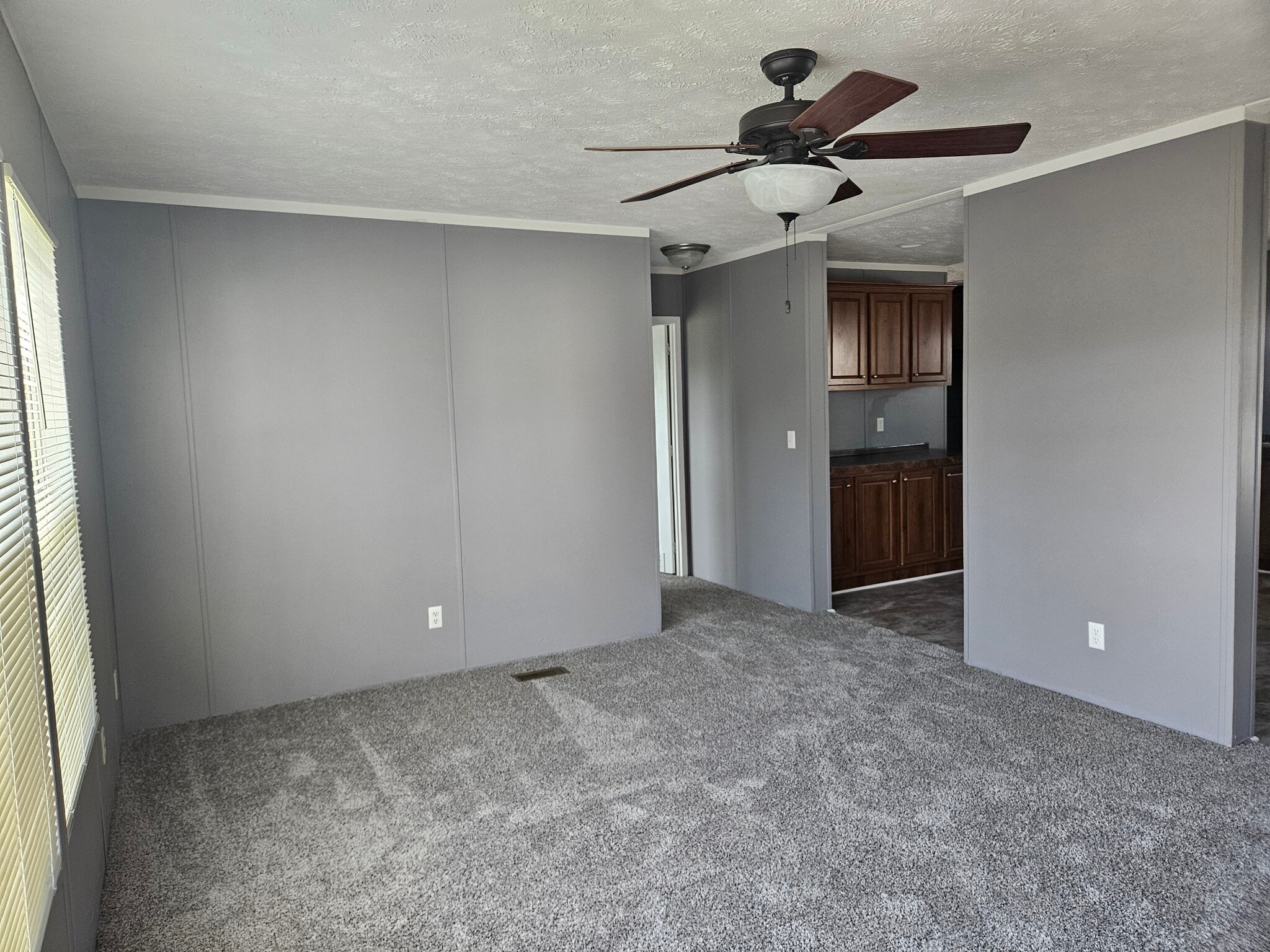 Building Photo - 39 Lynnwood Cir