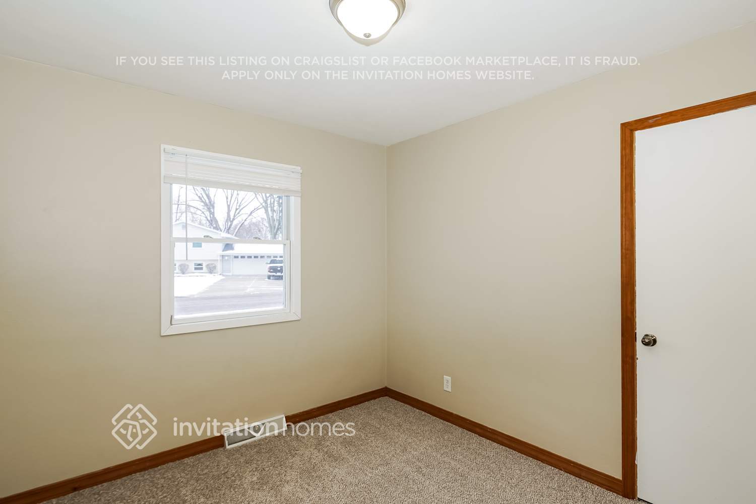 Building Photo - 2273 Sierra Dr