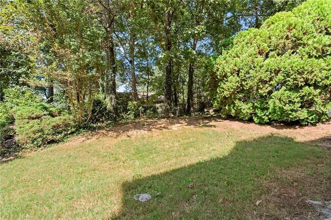 Building Photo - 1440 Grovehurst Dr