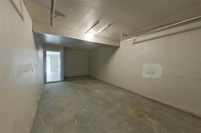 Building Photo - 4204 Pepperbush Dr