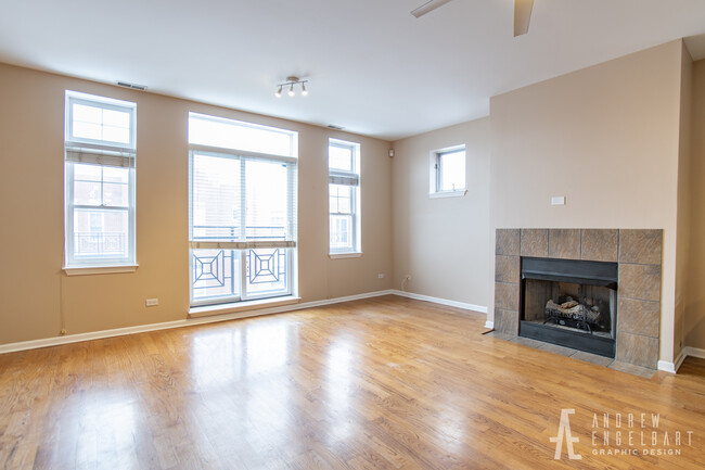 Building Photo - 802 W University Ln