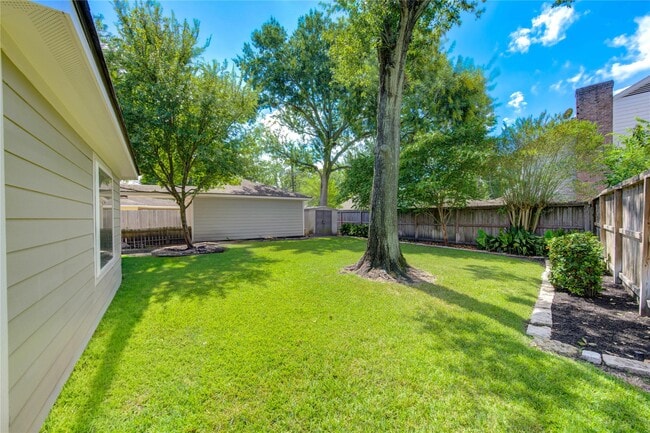 Building Photo - 1210 Shannon Valley Dr