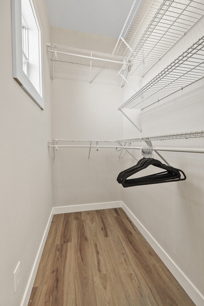 Building Photo - 1311 S Adams St