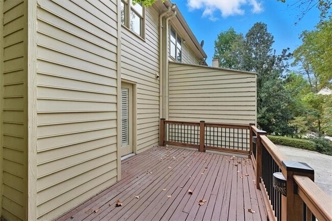 Building Photo - 1211 Whitlock Ridge Dr