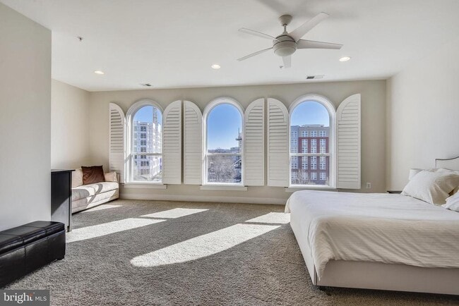 Building Photo - 1222 Main Line Blvd