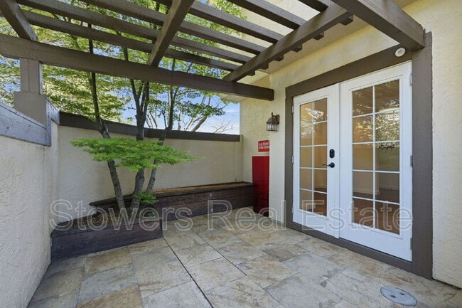 Building Photo - 500 Churchill Downs Ct