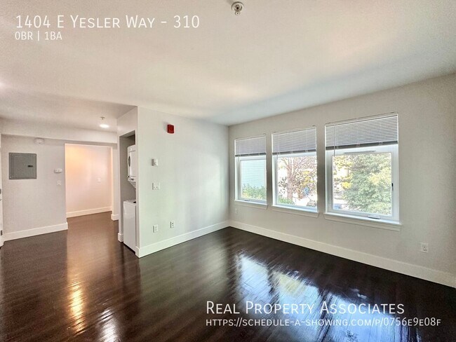 Building Photo - 1404 E Yesler Wy