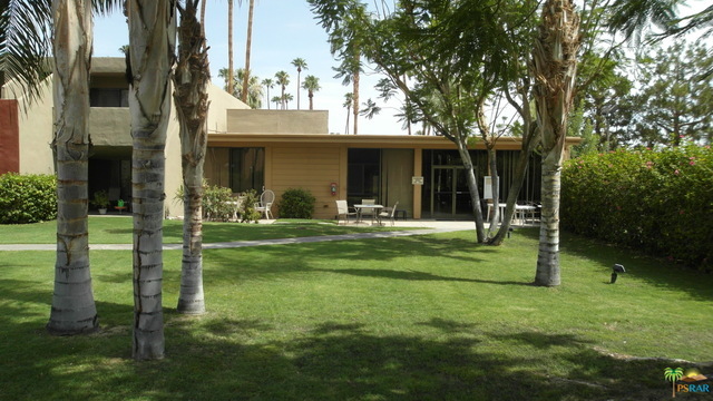 Building Photo - 1655 E Palm Canyon Dr