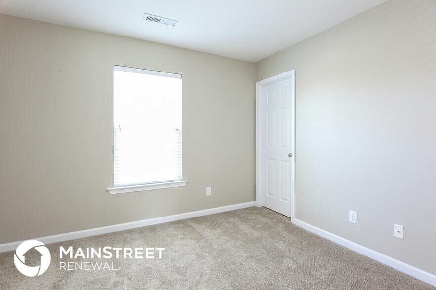 Building Photo - 4043 Shallowcreek Ct