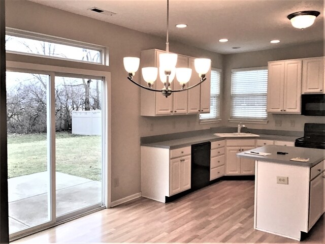 Building Photo - 1247 Turfway Dr