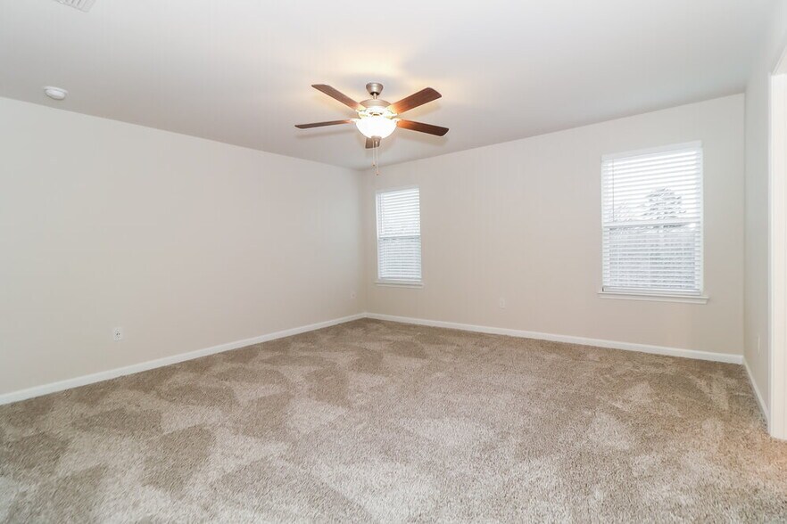 Building Photo - 882 Milo Bay St