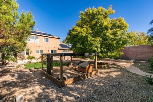 Building Photo - 25 Precipice Ct