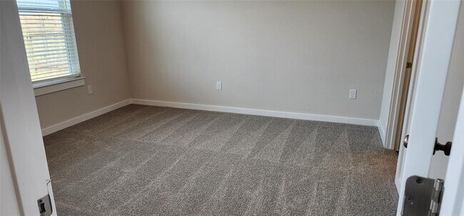 Building Photo - 2341 Moon Tower Trl