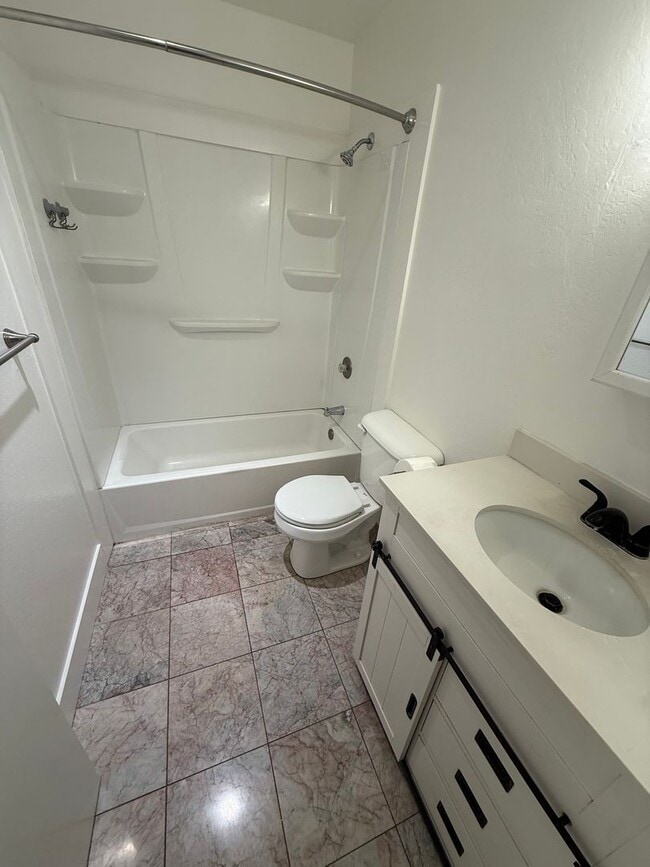 Building Photo - 79 Avram Ave