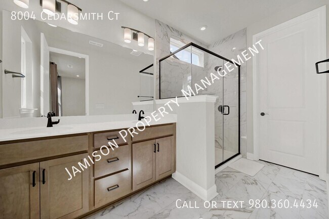 Building Photo - 8004 Cedarsmith Ct