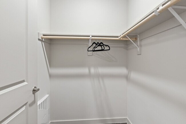 Building Photo - 5820 1/2 Cameron Road-SI FL2-ID1303392P