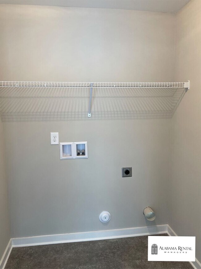 Building Photo - Beautiful Home for Rent in Calera, AL... A...