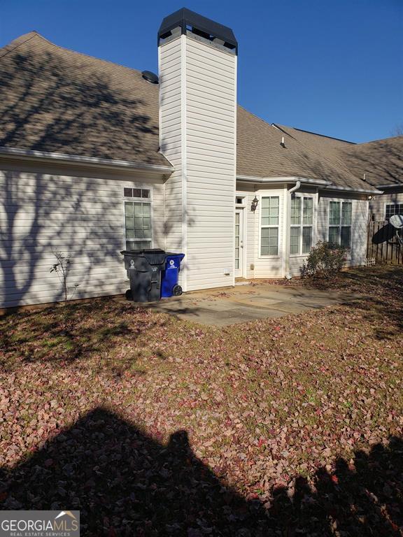 Building Photo - 426 Stillwood Dr