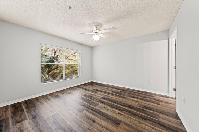 Building Photo - 4276 Calinda Ln
