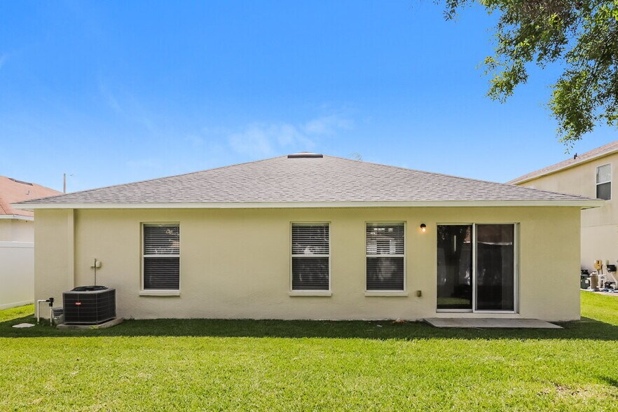 Building Photo - 2296 Blackwood Dr