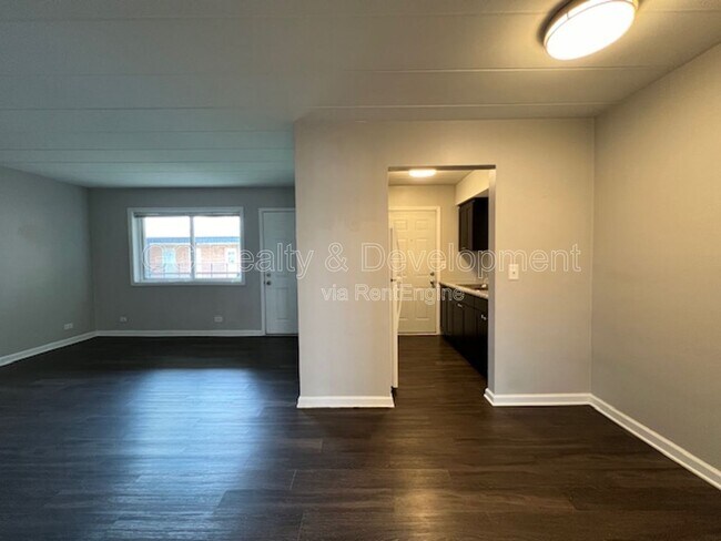 Building Photo - 342 Wilson Ave