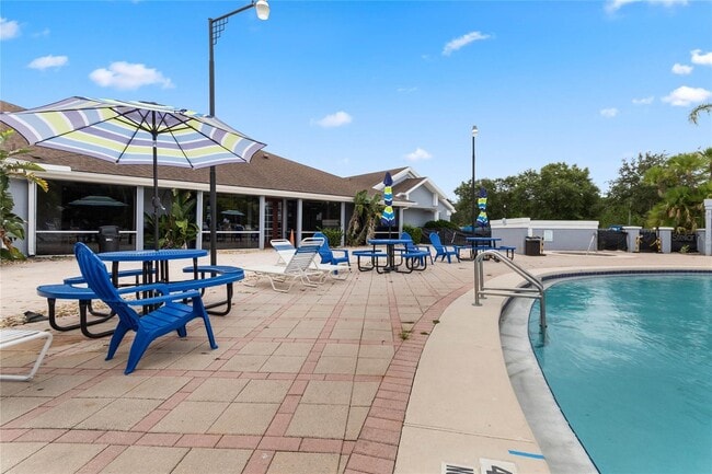 Building Photo - 547.5 Caribbean Dr