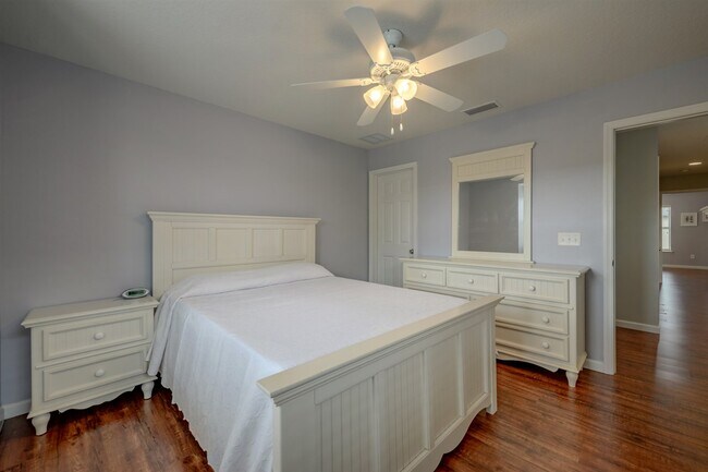 Building Photo - 159 Crete Ct