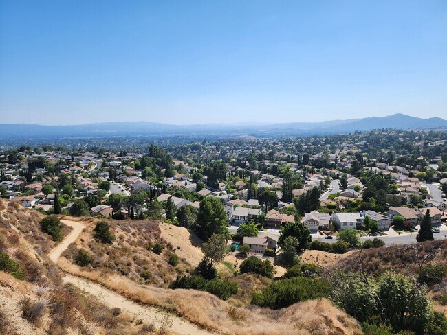 Building Photo - Duggan Property Management, Inc presents, Gorgeous home in Porter Ranch On Braemore Rd.