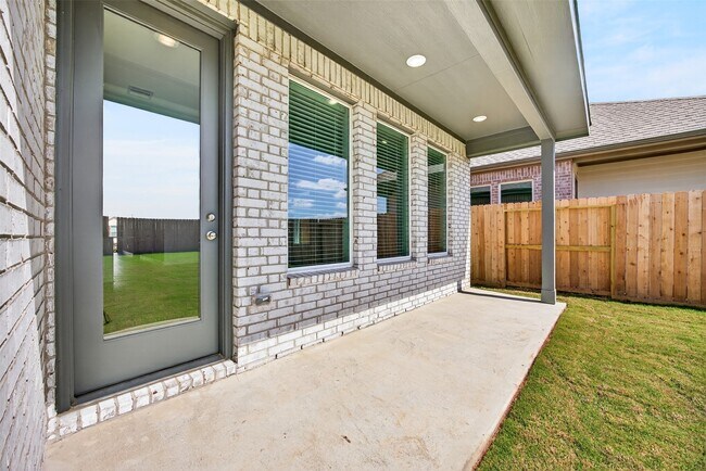 Building Photo - 31831 Rich Mdw Ct