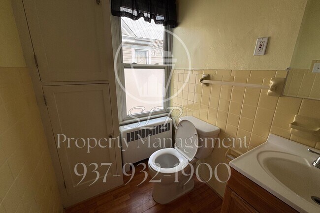 Building Photo - 203 S Broad St