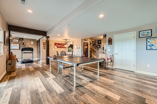 Building Photo - Luxury Living with Front Range Views, Hot ...