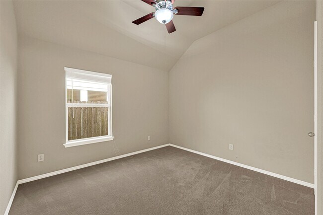 Building Photo - 12914 Pecan Shores Dr