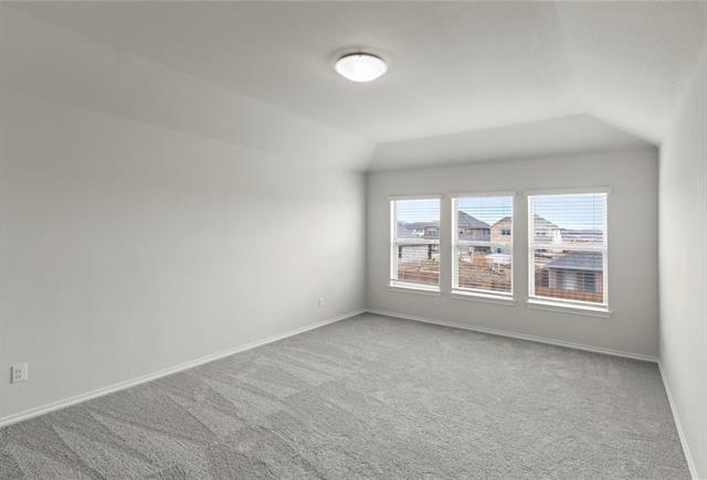 Building Photo - 2112 Sesaro Dr